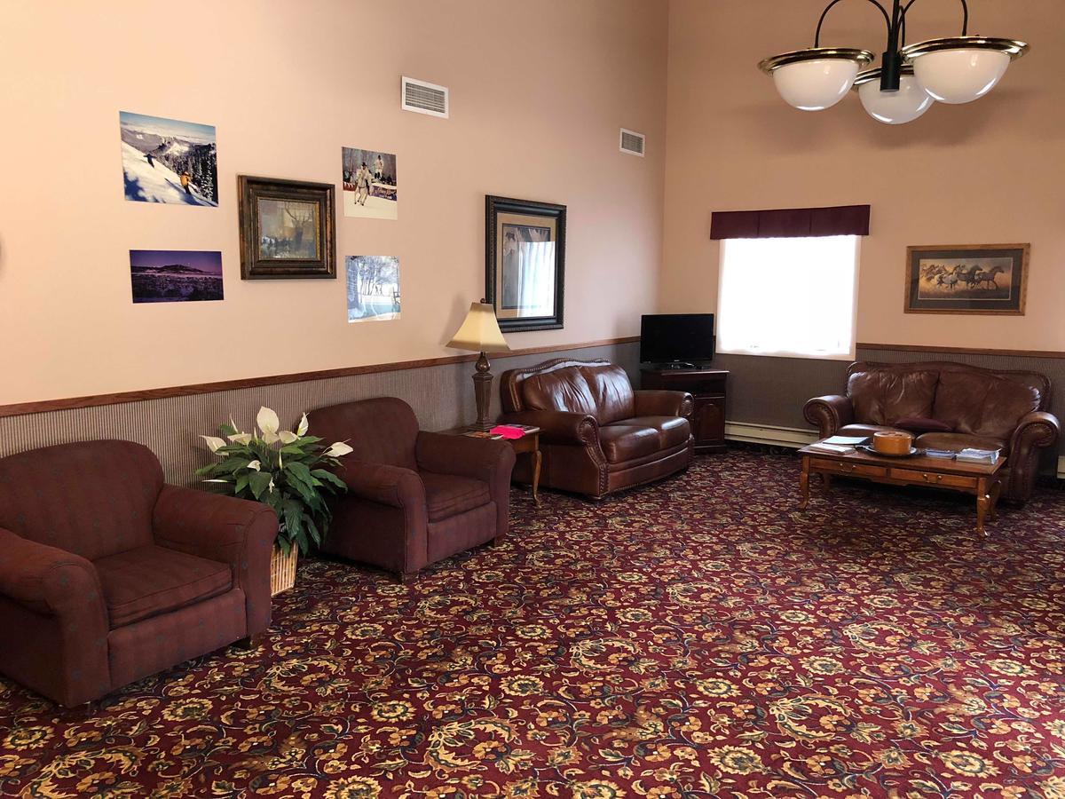 Lupine Motel